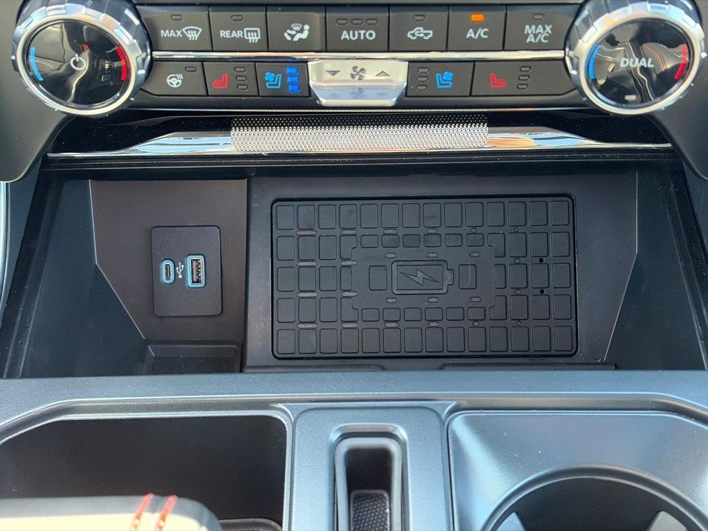 Used 2024 Ford F150 Raptor AWD/4WD image 18