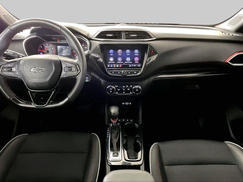 Used 2022 Chevrolet TrailBlazer RS w/ Convenience Package FWD image 14