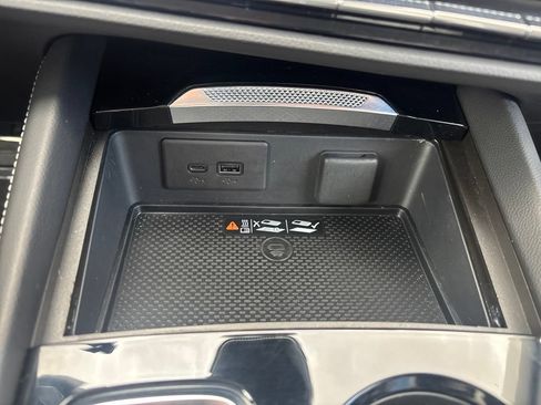Used 2024 Buick Envision Sport Touring AWD/4WD image 30