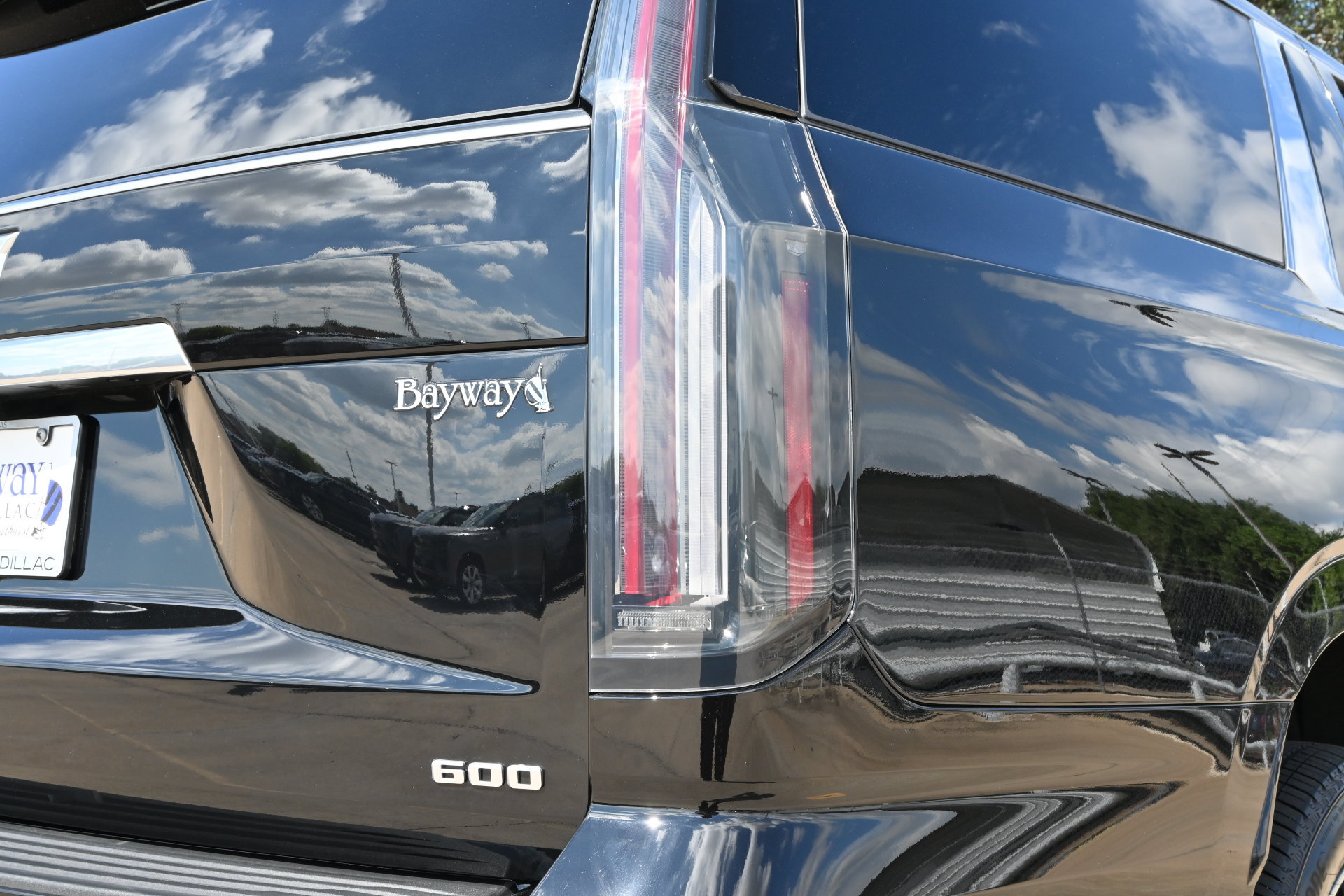 Certified 2026 Cadillac Escalade ESV 2WD image 21