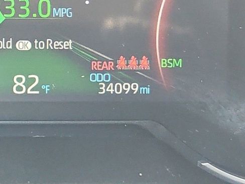 Used 2024 Toyota RAV4 XLE FWD image 37