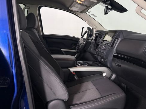 Used 2024 Nissan Titan SV w/ SV Convenience Package AWD/4WD image 31