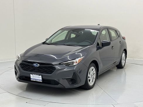 Certified 2025 Subaru Impreza 2.0i image 1