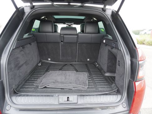 Used 2019 Land Rover Range Rover Sport HSE image 11