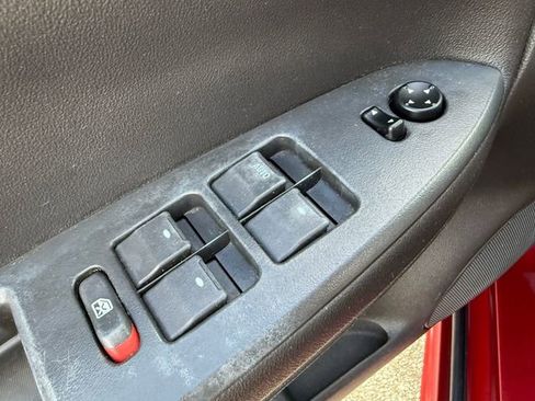 Used 2015 Chevrolet Impala LT w/ LT Sunroof Package image 31