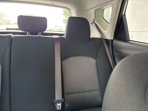 Used 2025 Kia Soul LX w/ LX Technology Package FWD image 37