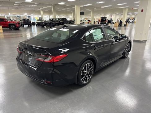 New 2026 Toyota Camry XLE image 5
