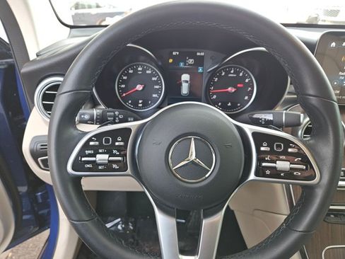 Used 2022 Mercedes-Benz GLC 300 image 19