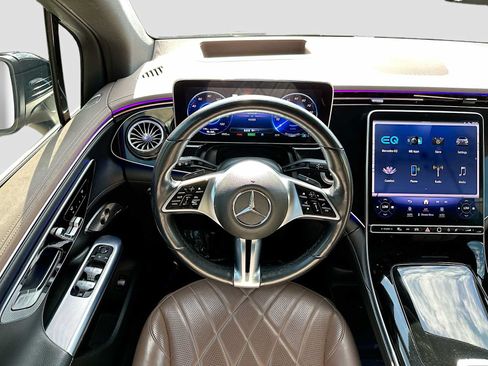 Certified 2023 Mercedes-Benz EQE 500 4MATIC SUV w/ Pinnacle Trim Package image 24