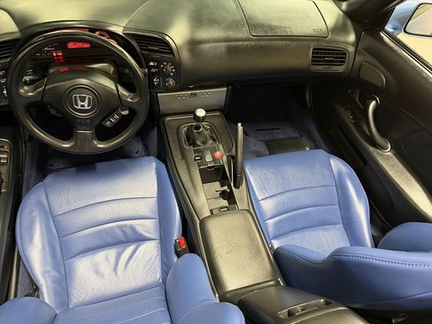 Used 2006 Honda S2000 image 17