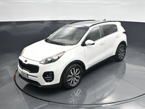 Used 2018 Kia Sportage EX w/ EX Technology Package FWD image 37