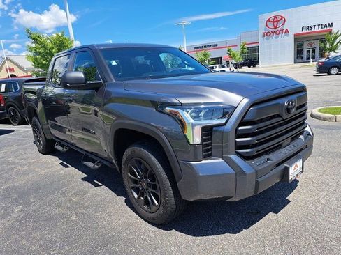 Used 2026 Toyota Tundra SR5 AWD/4WD image 4
