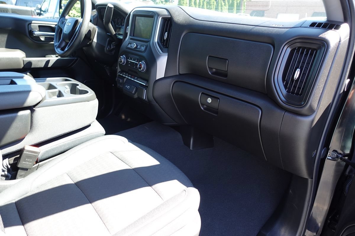 Used 2024 Chevrolet Silverado 1500 Custom AWD/4WD image 35