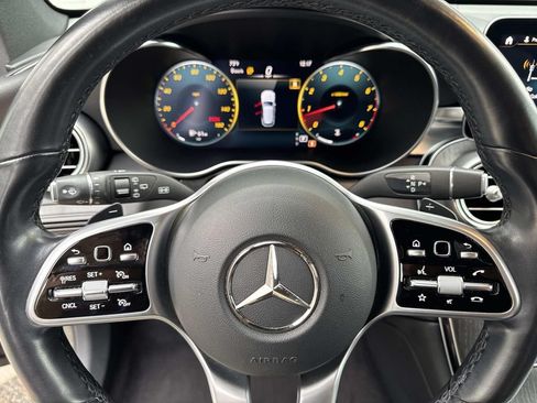 Used 2022 Mercedes-Benz GLC 300 4MATIC image 27