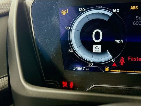 Used 2019 BMW i8 Base image 13