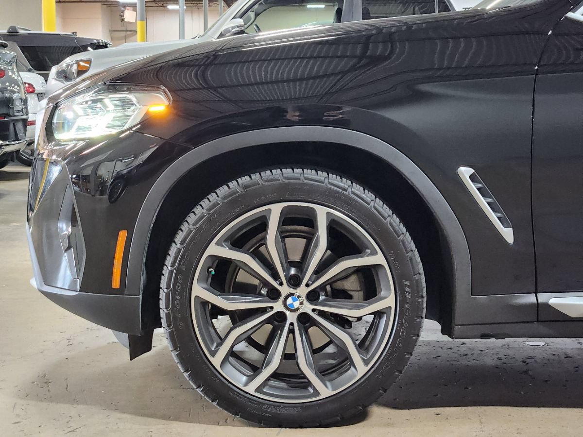 Used 2022 BMW X4 xDrive30i w/ Convenience Package AWD/4WD image 5