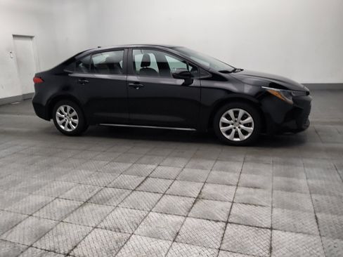 Used 2024 Toyota Corolla LE FWD image 11