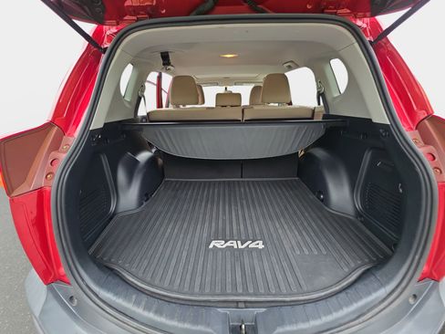 Used 2013 Toyota RAV4 XLE AWD/4WD image 12