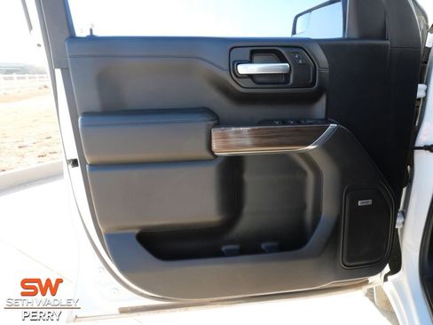 Used 2019 Chevrolet Silverado 1500 RST w/ All-Star Edition image 18