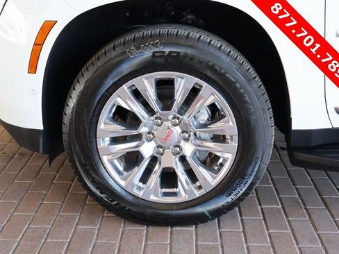 New 2026 GMC Yukon XL Denali image 9