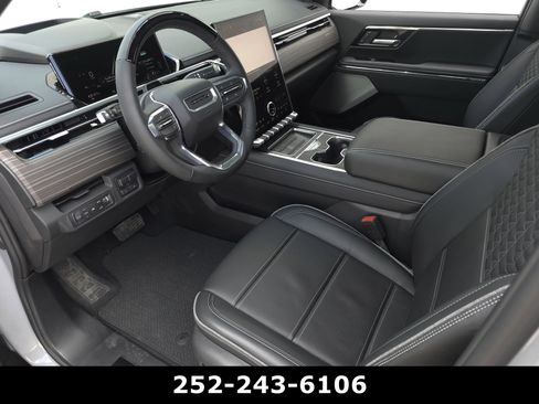 Used 2024 GMC Sierra EV Denali image 9