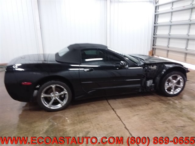 Used 1998 Chevrolet Corvette Convertible RWD image 2