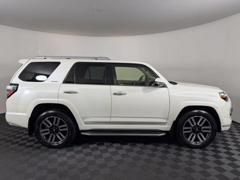 Used 2018 Toyota 4Runner Limited AWD/4WD image 4