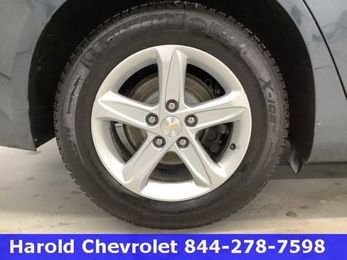 Used 2020 Chevrolet Malibu LS image 7