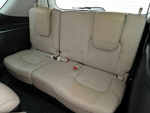 Used 2022 Nissan Armada SL w/ Captain's Chairs Package image 16