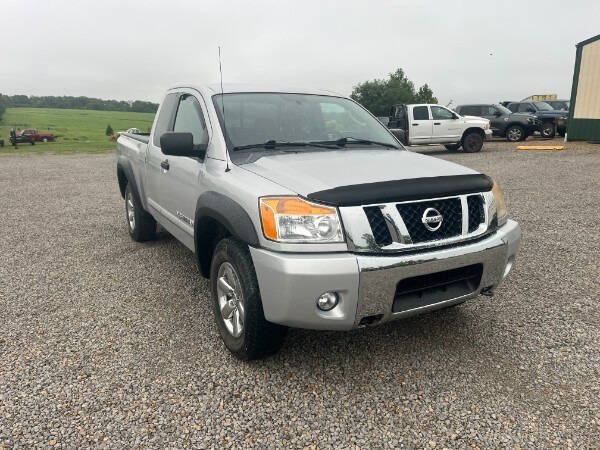 Used 2010 Nissan Titan SE w/ SE Value Truck Pkg AWD/4WD image 1