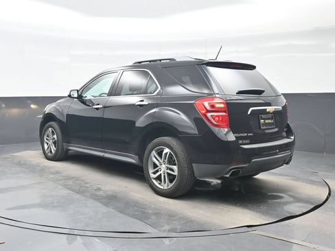 Used 2017 Chevrolet Equinox Premier w/ Enhanced Convenience Package AWD/4WD image 4