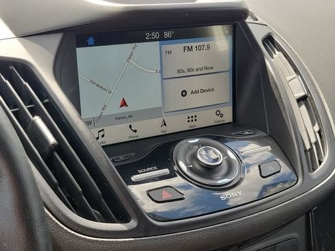 Used 2019 Ford Escape Titanium FWD image 15