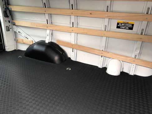 Used 2024 Chevrolet Express 2500 w/ Driver Convenience Package image 21