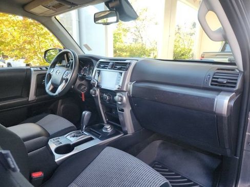 Used 2021 Toyota 4Runner SR5 AWD/4WD image 28
