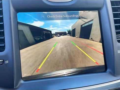 Used 2021 Chrysler 300 Touring w/ Sport Appearance Package RWD image 13