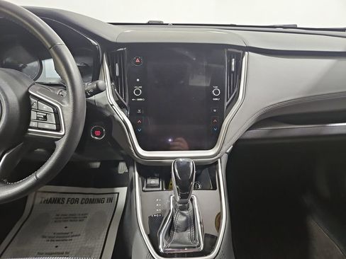 Certified 2025 Subaru Outback Premium AWD/4WD image 18