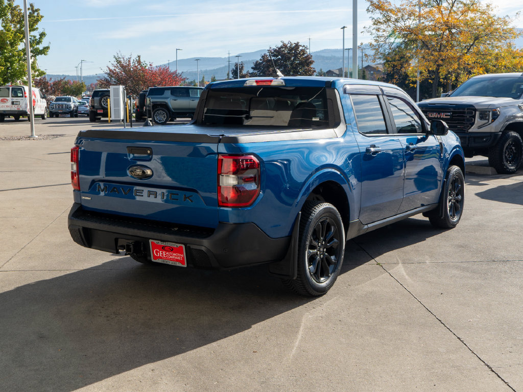 Used 2023 Ford Maverick Lariat w/ Lariat Luxury Package FWD image 7