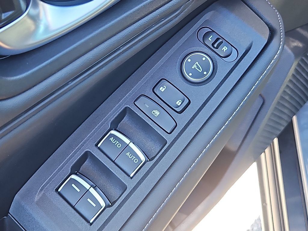 Used 2025 Honda Accord Sport image 24