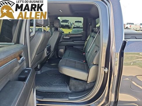 Used 2024 Chevrolet Silverado 1500 High Country w/ Technology Package AWD/4WD image 25