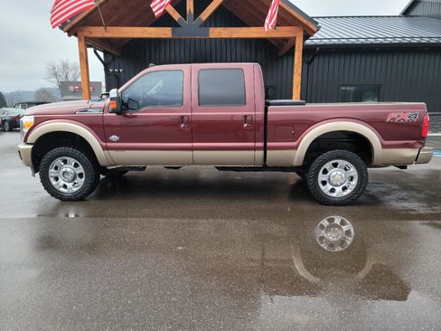 Used 2013 Ford F250 King Ranch w/ King Ranch w/Chrome Pkg image 24