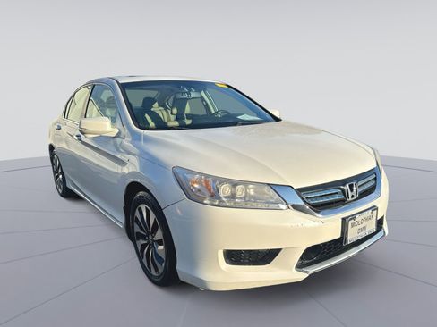 Used 2014 Honda Accord Touring image 3