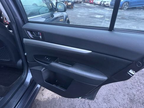 Used 2013 Subaru Legacy 2.5i image 21