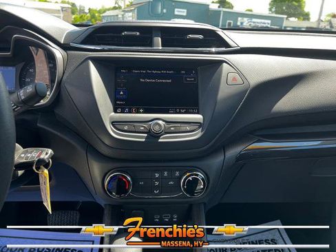 Used 2023 Chevrolet TrailBlazer LS AWD/4WD image 15