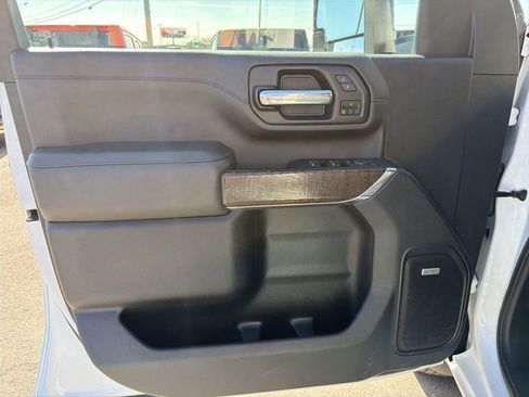 Used 2023 GMC Sierra 3500 Denali w/ Denali Ultimate Package AWD/4WD image 22