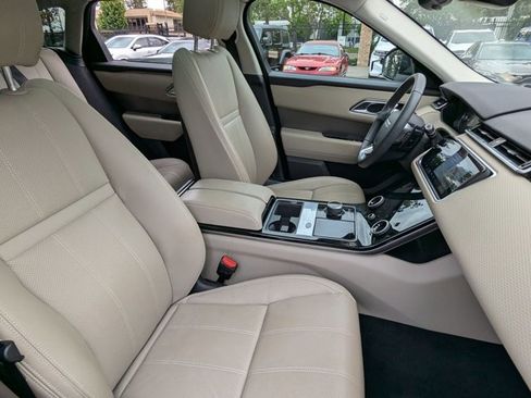 Used 2020 Land Rover Range Rover Velar S image 21