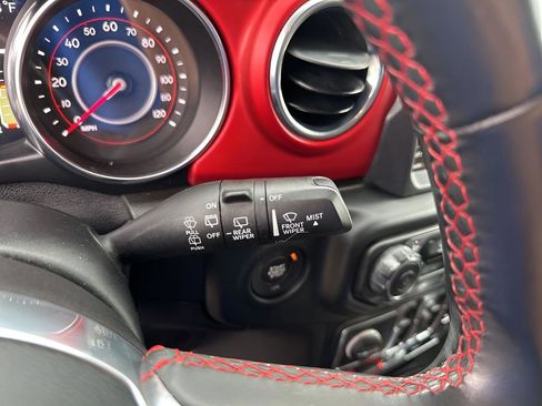 Used 2019 Jeep Wrangler Unlimited Rubicon image 33