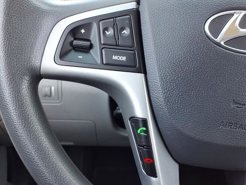 Used 2014 Hyundai Accent GLS w/ Option Group 2 image 23