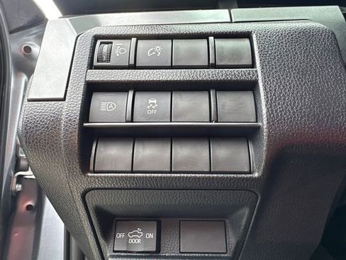 Used 2025 Toyota Tacoma SR5 AWD/4WD image 31