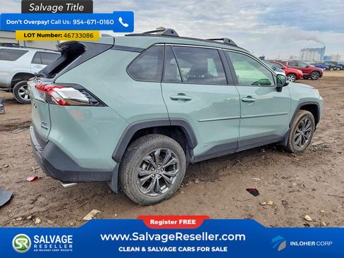 Used 2023 Toyota RAV4 XLE Premium image 4
