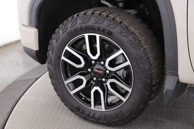Used 2026 GMC Sierra 1500 AT4 w/ AT4 Premium Package AWD/4WD image 13